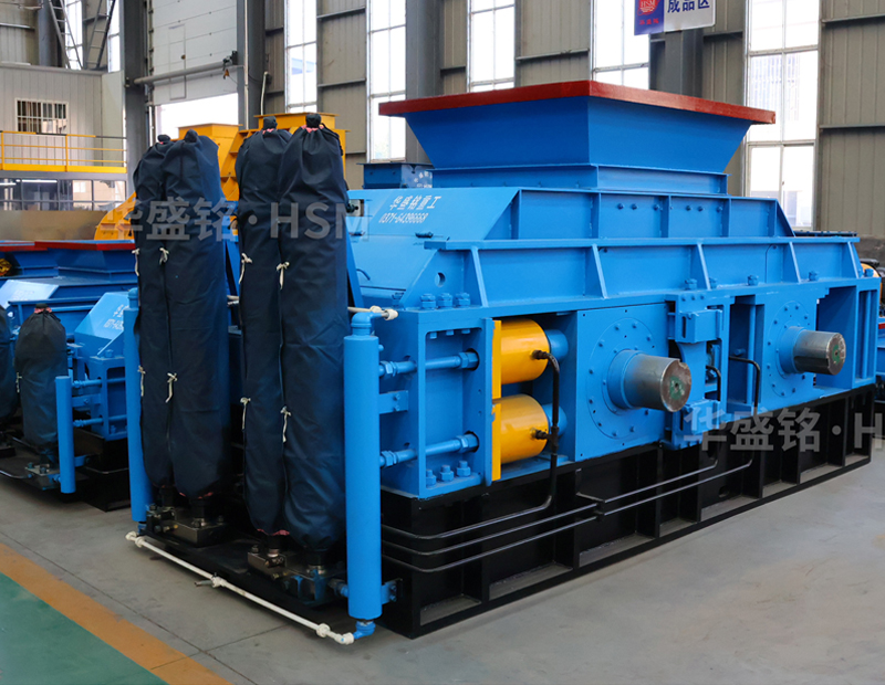 鵝卵石能否制成沙子呢？1510液壓對(duì)輥式制砂機(jī)怎么樣?