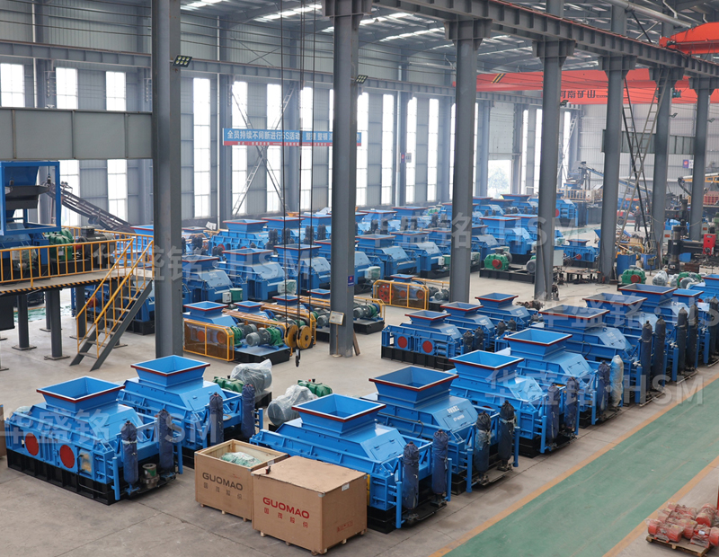 鵝卵石制砂機(jī)用哪款比較好？對輥式破碎機(jī)多少錢一臺?