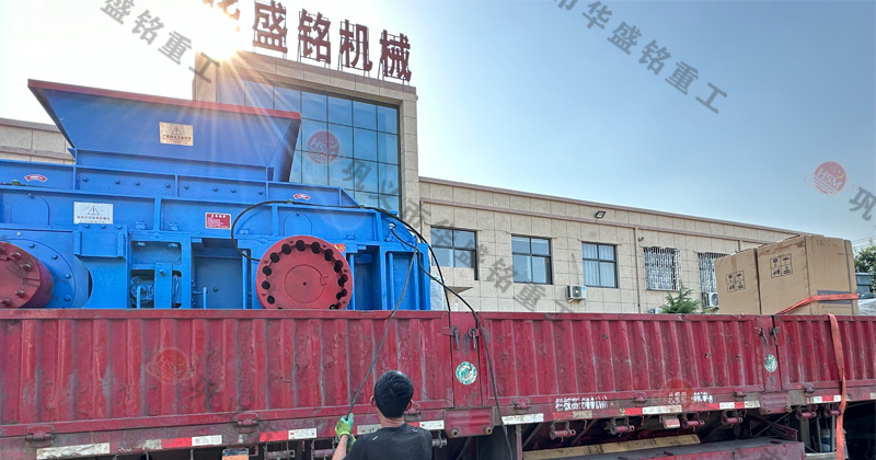 鐵礦石液壓對輥破碎機的維護成本如何？工作原理是什么？